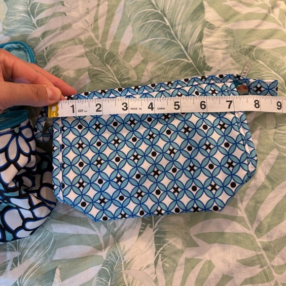 Modella - 2-piece blue, white & black print set of Make-up/Travel bags - Picture 7 of 9